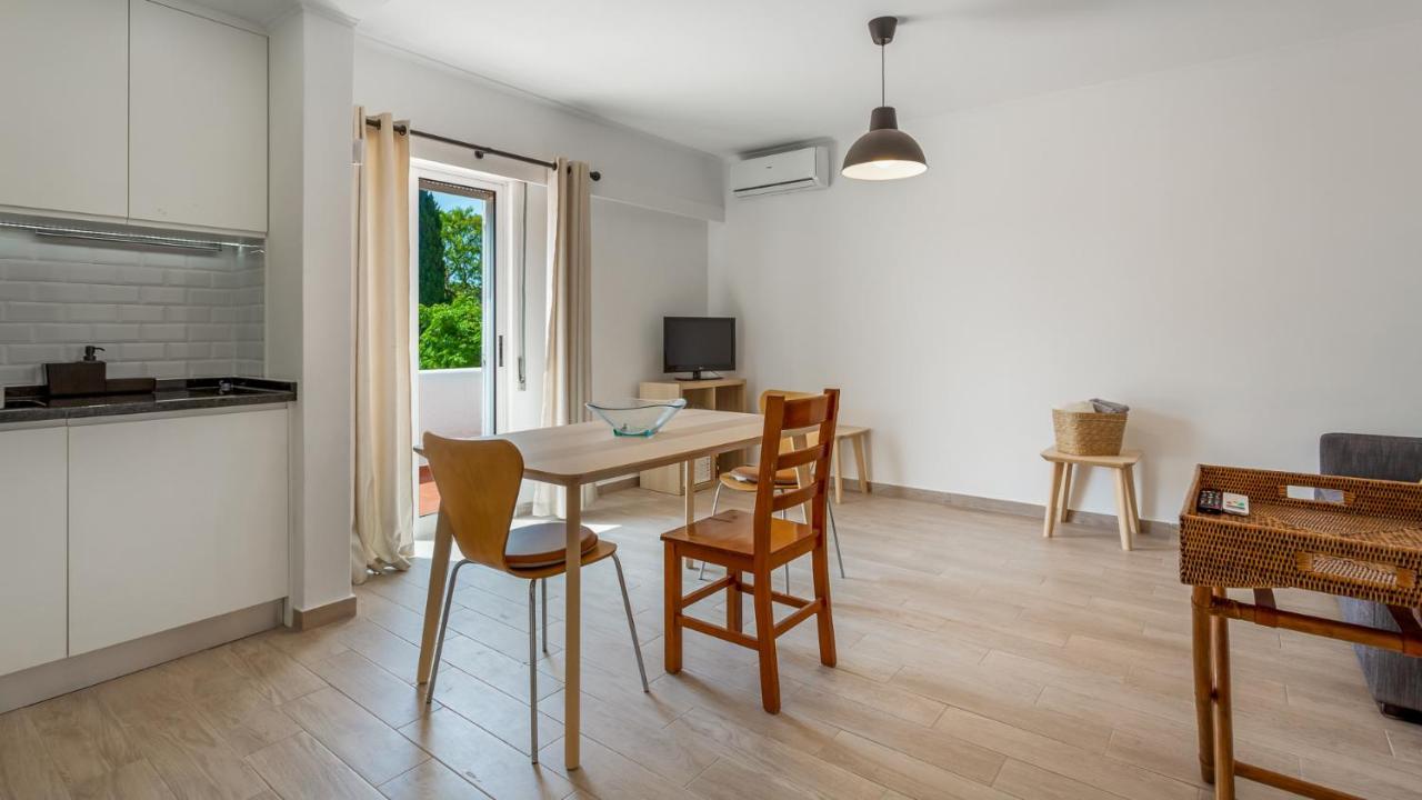 2 Bdr Vilamoura Escape W Balcony By Lovelystay กัวเตย์รา ภายนอก รูปภาพ